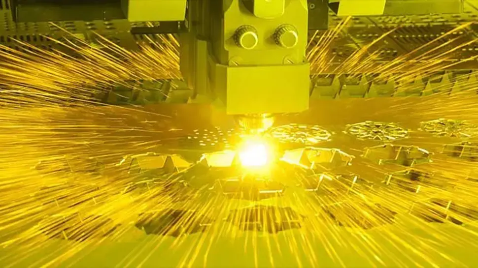 Lasers: A Brief History – the origins of modern laser cutters